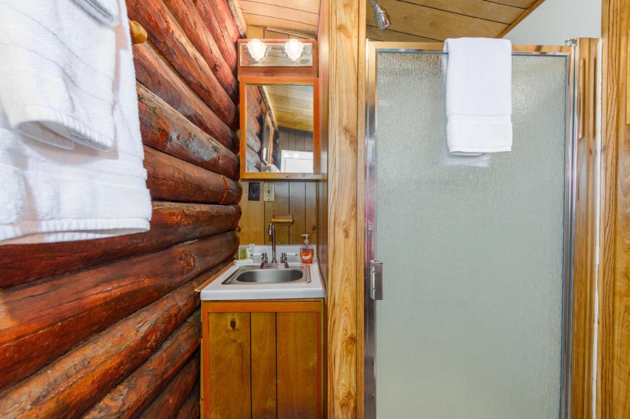 Alpine Meadows Log Cabin Girdwood Exterior foto