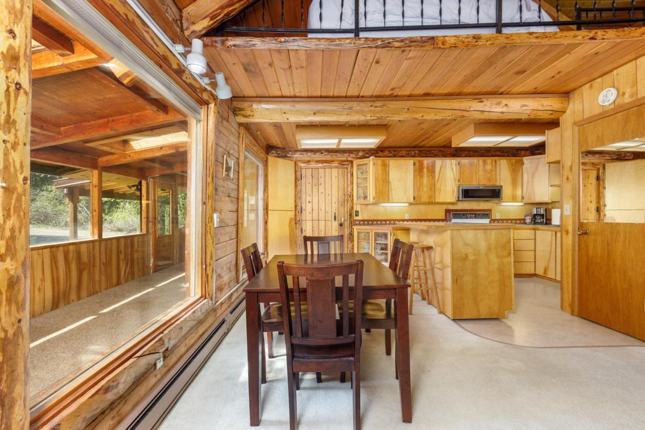 Alpine Meadows Log Cabin Girdwood Exterior foto